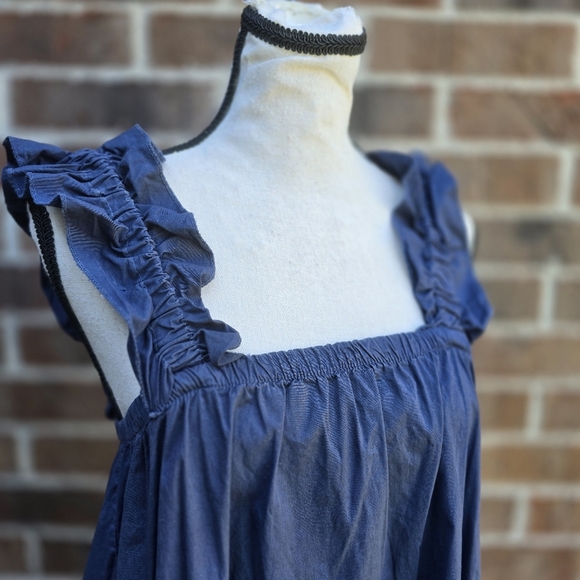 Italian-made Blue Sleeveless Midi Dress - Picture 4 of 8